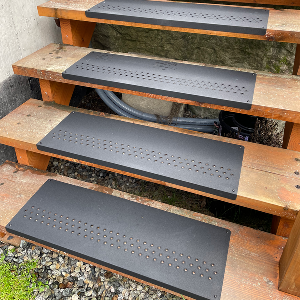 Anti-Slip Stair Tread Cover for Outdoor Stairs - Durable Aluminum